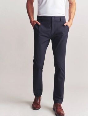 NWT Men's Rhone Gotham Pant Slim - sz 32 waist, 33 inseam. Navy.